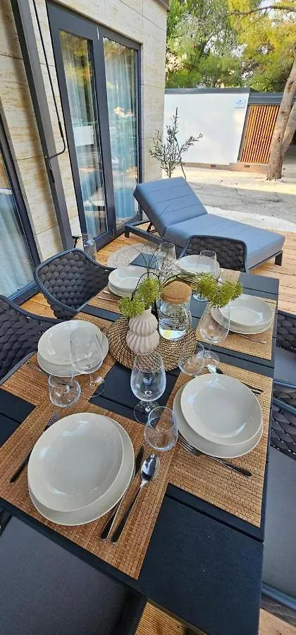 Mh Holiday Dream - Oaza Mira Resort Drage 0*,  Croatia