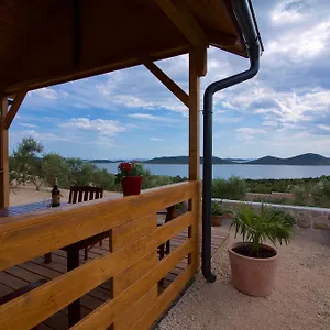 Vikendica Marina House, Drage